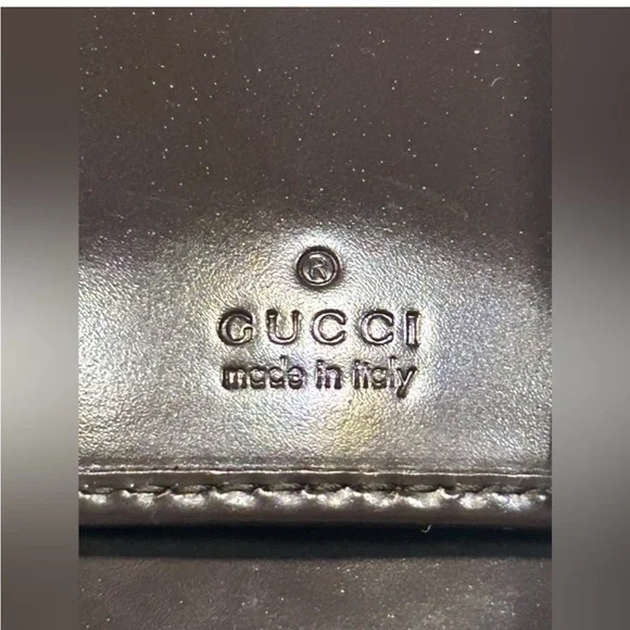 GUCCI *KEY HOLDER & WALLET Unisex w/ box LIKE NEW Burgundy color